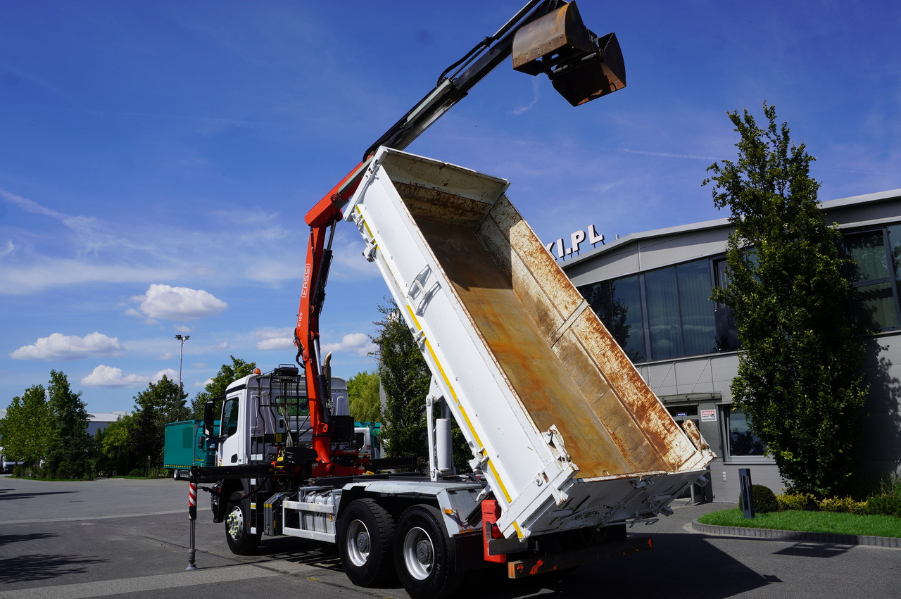 MERCEDES-BENZ Arocs 2636 / 6x4 / HDS Fassi / 3-Way Tipper / Bortmatic - Kamion s kranom: slika MERCEDES-BENZ Arocs 2636 / 6x4 / HDS Fassi / 3-Way Tipper / Bortmatic - Kamion s kranom MERCEDES-BENZ Arocs 2636 / 6x4 / HDS Fassi / 3-Way Tipper / Bortmatic - Kamion s kranom: slika MERCEDES-BENZ Arocs 2636 / 6x4 / HDS Fassi / 3-Way Tipper / Bortmatic - Kamion s kranom