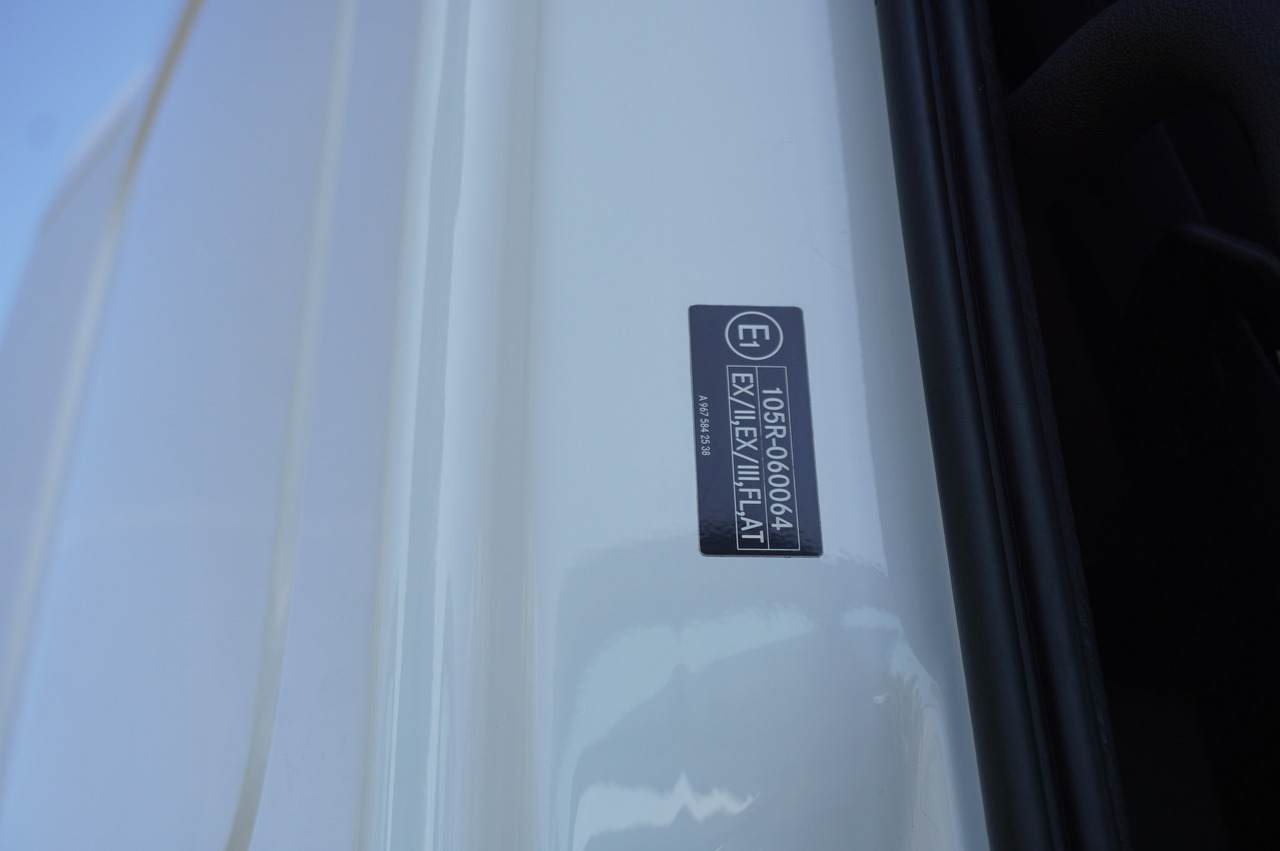 MERCEDES-BENZ Atego 1223 / Lamberet Refrigerator / Full ADR / Sleeper cab / 175 tho. km - Kamion hladnjača: slika MERCEDES-BENZ Atego 1223 / Lamberet Refrigerator / Full ADR / Sleeper cab / 175 tho. km - Kamion hladnjača MERCEDES-BENZ Atego 1223 / Lamberet Refrigerator / Full ADR / Sleeper cab / 175 tho. km - Kamion hladnjača: slika MERCEDES-BENZ Atego 1223 / Lamberet Refrigerator / Full ADR / Sleeper cab / 175 tho. km - Kamion hladnjača