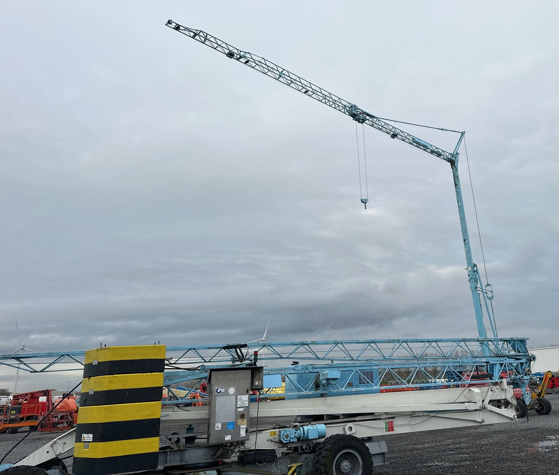 POTAIN IGO32 Tri/A Mobile self-erecting tower crane / 4400 MTH! - Toranjska dizalica: slika POTAIN IGO32 Tri/A Mobile self-erecting tower crane / 4400 MTH! - Toranjska dizalica POTAIN IGO32 Tri/A Mobile self-erecting tower crane / 4400 MTH! - Toranjska dizalica: slika POTAIN IGO32 Tri/A Mobile self-erecting tower crane / 4400 MTH! - Toranjska dizalica
