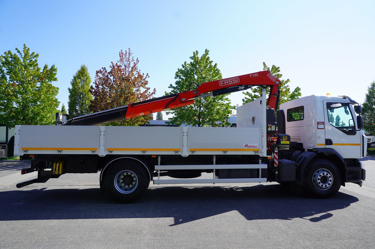 RENAULT C280 DTI 8 / FASSI crane 5.6 T / range 8 m / Flatbed 15 EPAL - Kamion s kranom: slika RENAULT C280 DTI 8 / FASSI crane 5.6 T / range 8 m / Flatbed 15 EPAL - Kamion s kranom RENAULT C280 DTI 8 / FASSI crane 5.6 T / range 8 m / Flatbed 15 EPAL - Kamion s kranom: slika RENAULT C280 DTI 8 / FASSI crane 5.6 T / range 8 m / Flatbed 15 EPAL - Kamion s kranom