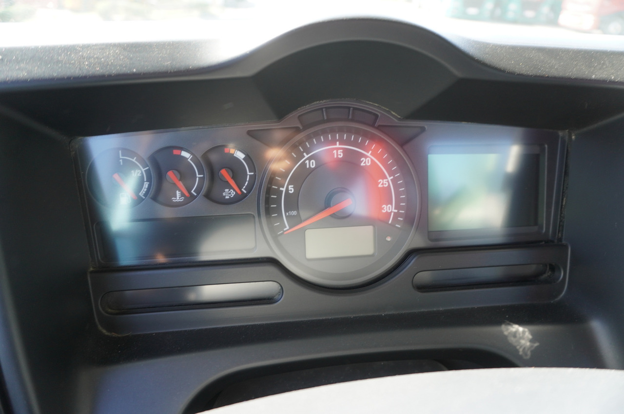 Kamion s otvorenim sandukom, Kamion s kranom RENAULT C280 DTI 8 / FASSI crane 5.6 T / range 8 m / Flatbed 15 EPAL: slika Kamion s otvorenim sandukom, Kamion s kranom RENAULT C280 DTI 8 / FASSI crane 5.6 T / range 8 m / Flatbed 15 EPAL Kamion s otvorenim sandukom, Kamion s kranom RENAULT C280 DTI 8 / FASSI crane 5.6 T / range 8 m / Flatbed 15 EPAL: slika Kamion s otvorenim sandukom, Kamion s kranom RENAULT C280 DTI 8 / FASSI crane 5.6 T / range 8 m / Flatbed 15 EPAL