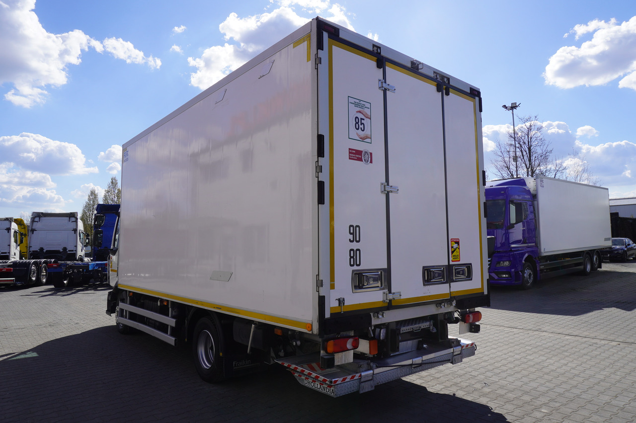 RENAULT D12 / Lamberet refrigerated truck / Dhollandia tail lift 1500 kg / 130 thousand km !! - Kamion hladnjača: slika RENAULT D12 / Lamberet refrigerated truck / Dhollandia tail lift 1500 kg / 130 thousand km !! - Kamion hladnjača RENAULT D12 / Lamberet refrigerated truck / Dhollandia tail lift 1500 kg / 130 thousand km !! - Kamion hladnjača: slika RENAULT D12 / Lamberet refrigerated truck / Dhollandia tail lift 1500 kg / 130 thousand km !! - Kamion hladnjača