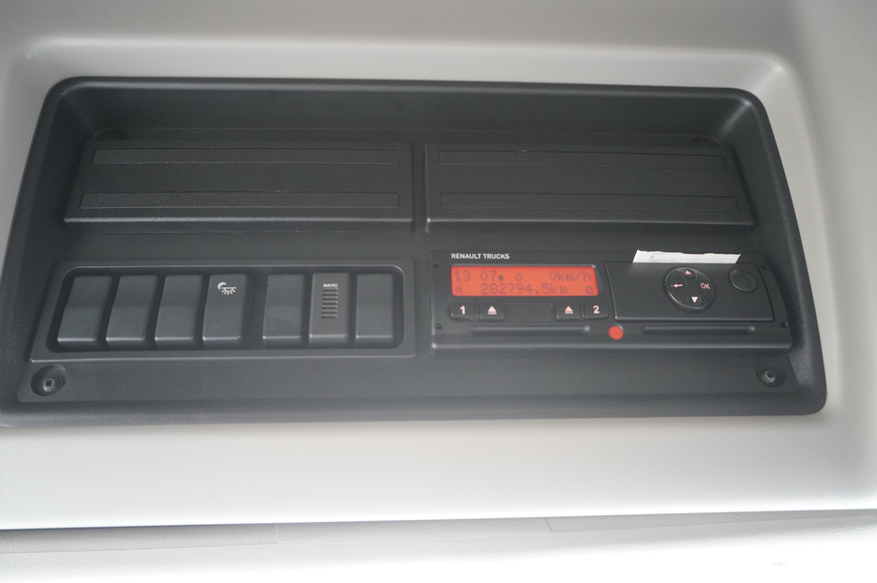 Autotransporter RENAULT D19 Wide Glob / 7.8 m NEW tow truck / 280 tho. km: slika Autotransporter RENAULT D19 Wide Glob / 7.8 m NEW tow truck / 280 tho. km Autotransporter RENAULT D19 Wide Glob / 7.8 m NEW tow truck / 280 tho. km: slika Autotransporter RENAULT D19 Wide Glob / 7.8 m NEW tow truck / 280 tho. km