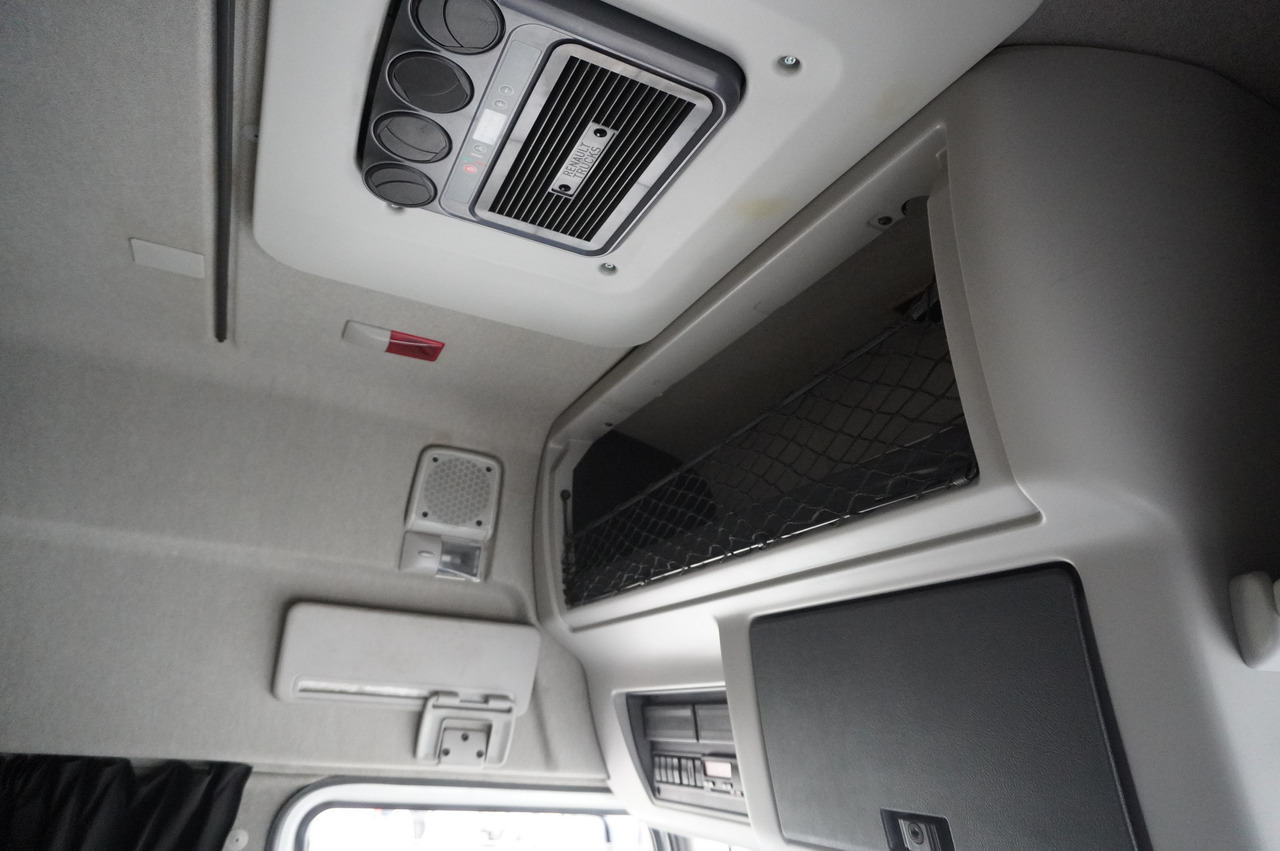 Autotransporter RENAULT D19 Wide Glob / 7.8 m NEW tow truck / 280 tho. km: slika Autotransporter RENAULT D19 Wide Glob / 7.8 m NEW tow truck / 280 tho. km Autotransporter RENAULT D19 Wide Glob / 7.8 m NEW tow truck / 280 tho. km: slika Autotransporter RENAULT D19 Wide Glob / 7.8 m NEW tow truck / 280 tho. km