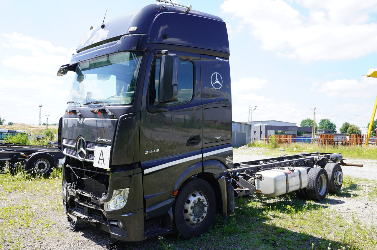 MERCEDES-BENZ Actros 2545 GIGA / without engine - Rezervni dijelovi: slika MERCEDES-BENZ Actros 2545 GIGA / without engine - Rezervni dijelovi MERCEDES-BENZ Actros 2545 GIGA / without engine - Rezervni dijelovi: slika MERCEDES-BENZ Actros 2545 GIGA / without engine - Rezervni dijelovi