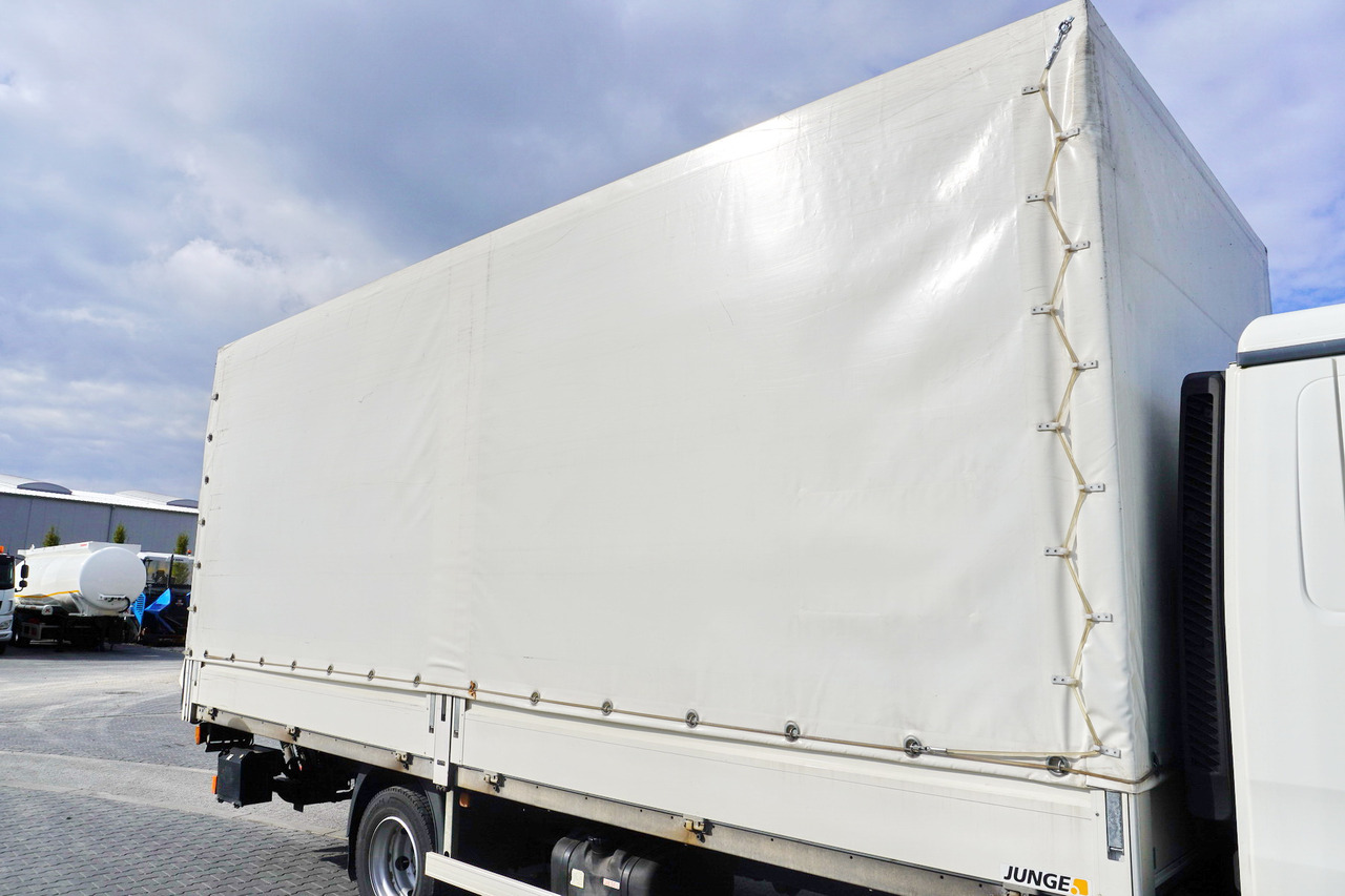 SAXAS Container body + lift Dhollandia 1000 kg - Izmjenjivi sanduk - kutija: slika SAXAS Container body + lift Dhollandia 1000 kg - Izmjenjivi sanduk - kutija SAXAS Container body + lift Dhollandia 1000 kg - Izmjenjivi sanduk - kutija: slika SAXAS Container body + lift Dhollandia 1000 kg - Izmjenjivi sanduk - kutija