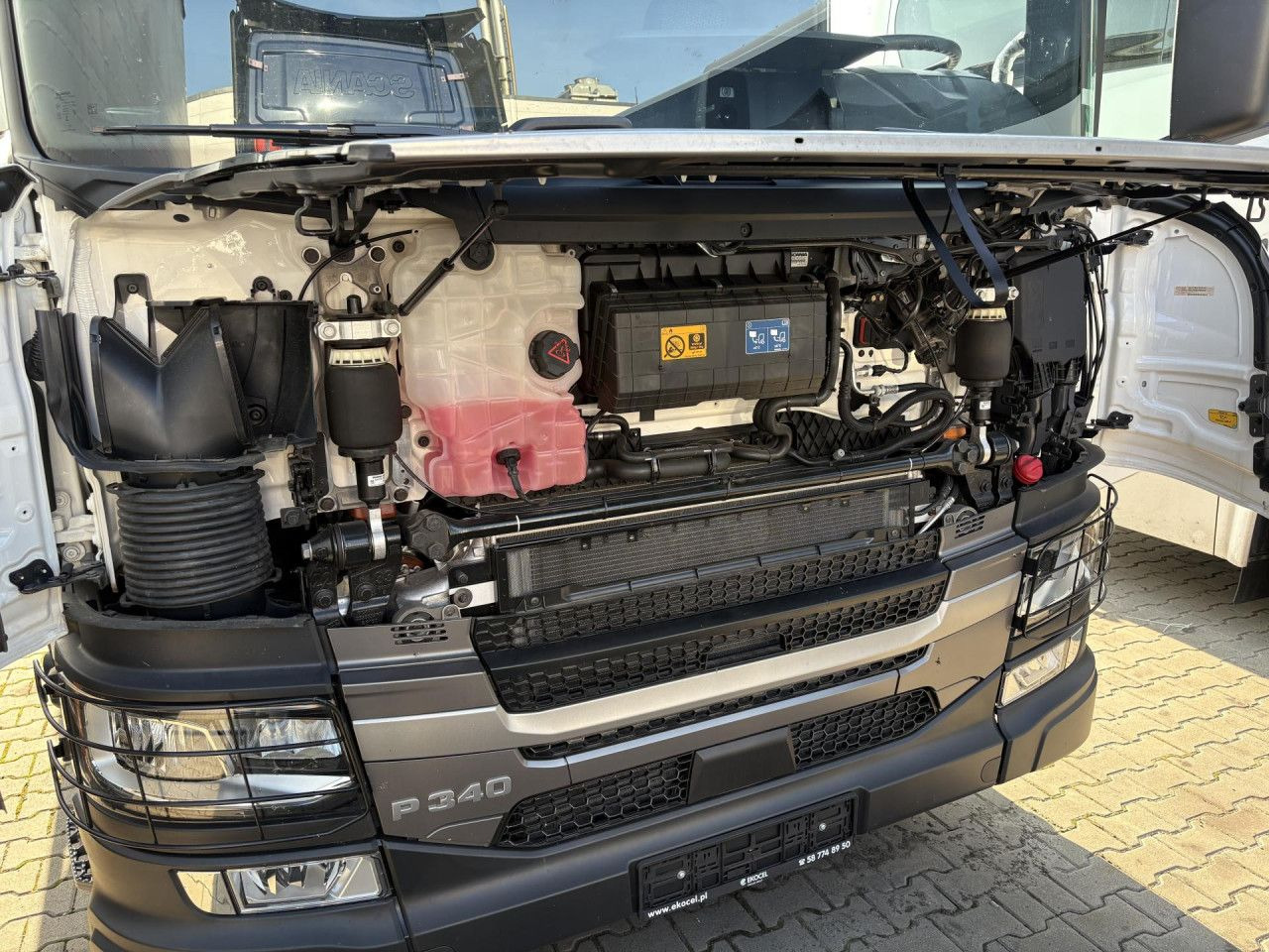 SCANIA P 340 B6x2*4NA / chassis frame / steering axle / CNG / large cab / 8 units - Kamion za odvoz smeća: slika SCANIA P 340 B6x2*4NA / chassis frame / steering axle / CNG / large cab / 8 units - Kamion za odvoz smeća SCANIA P 340 B6x2*4NA / chassis frame / steering axle / CNG / large cab / 8 units - Kamion za odvoz smeća: slika SCANIA P 340 B6x2*4NA / chassis frame / steering axle / CNG / large cab / 8 units - Kamion za odvoz smeća