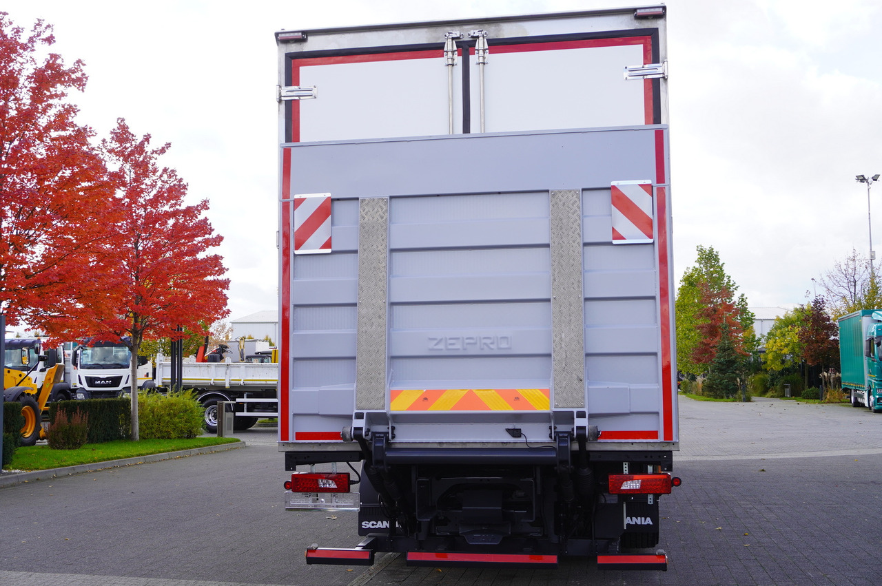 SCANIA R500 E6 6x2 / Lecapitaine 21 EPAL refrigerator / Carrier Supra 1150 / 2021 / steered axle - Kamion hladnjača: slika SCANIA R500 E6 6x2 / Lecapitaine 21 EPAL refrigerator / Carrier Supra 1150 / 2021 / steered axle - Kamion hladnjača SCANIA R500 E6 6x2 / Lecapitaine 21 EPAL refrigerator / Carrier Supra 1150 / 2021 / steered axle - Kamion hladnjača: slika SCANIA R500 E6 6x2 / Lecapitaine 21 EPAL refrigerator / Carrier Supra 1150 / 2021 / steered axle - Kamion hladnjača