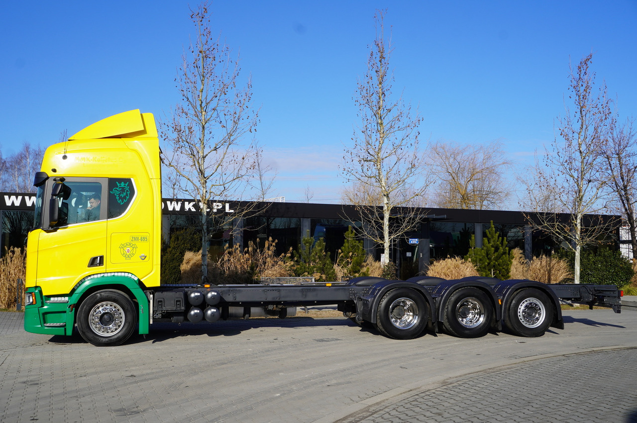 SCANIA R650 V8 8x4/4 E6 / 2020 / Frame 9.7 m - Kamion-šasija: slika SCANIA R650 V8 8x4/4 E6 / 2020 / Frame 9.7 m - Kamion-šasija SCANIA R650 V8 8x4/4 E6 / 2020 / Frame 9.7 m - Kamion-šasija: slika SCANIA R650 V8 8x4/4 E6 / 2020 / Frame 9.7 m - Kamion-šasija