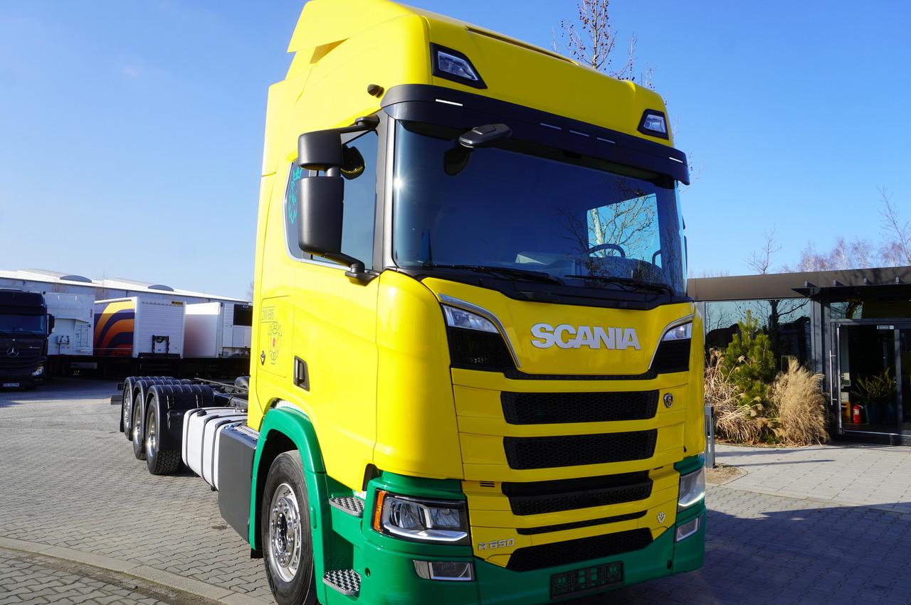 SCANIA R650 V8 8x4/4 E6 / 2020 / Frame 9.7 m - Kamion-šasija: slika SCANIA R650 V8 8x4/4 E6 / 2020 / Frame 9.7 m - Kamion-šasija SCANIA R650 V8 8x4/4 E6 / 2020 / Frame 9.7 m - Kamion-šasija: slika SCANIA R650 V8 8x4/4 E6 / 2020 / Frame 9.7 m - Kamion-šasija