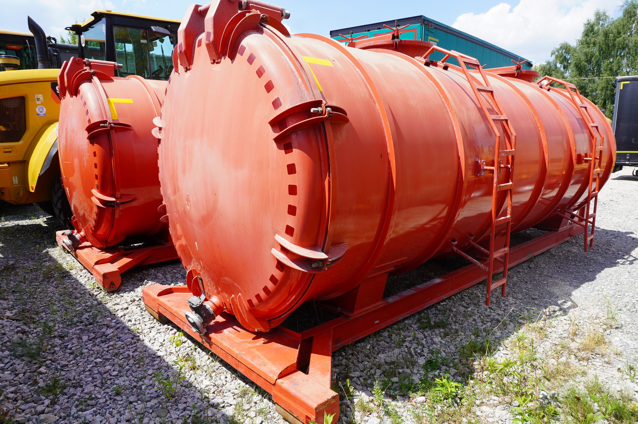 STAL UNUSED Septic barrel / 13000 l - Kukasta dizalica/ Sustav s proklizavajućim upravljanjem: slika STAL UNUSED Septic barrel / 13000 l - Kukasta dizalica/ Sustav s proklizavajućim upravljanjem STAL UNUSED Septic barrel / 13000 l - Kukasta dizalica/ Sustav s proklizavajućim upravljanjem: slika STAL UNUSED Septic barrel / 13000 l - Kukasta dizalica/ Sustav s proklizavajućim upravljanjem