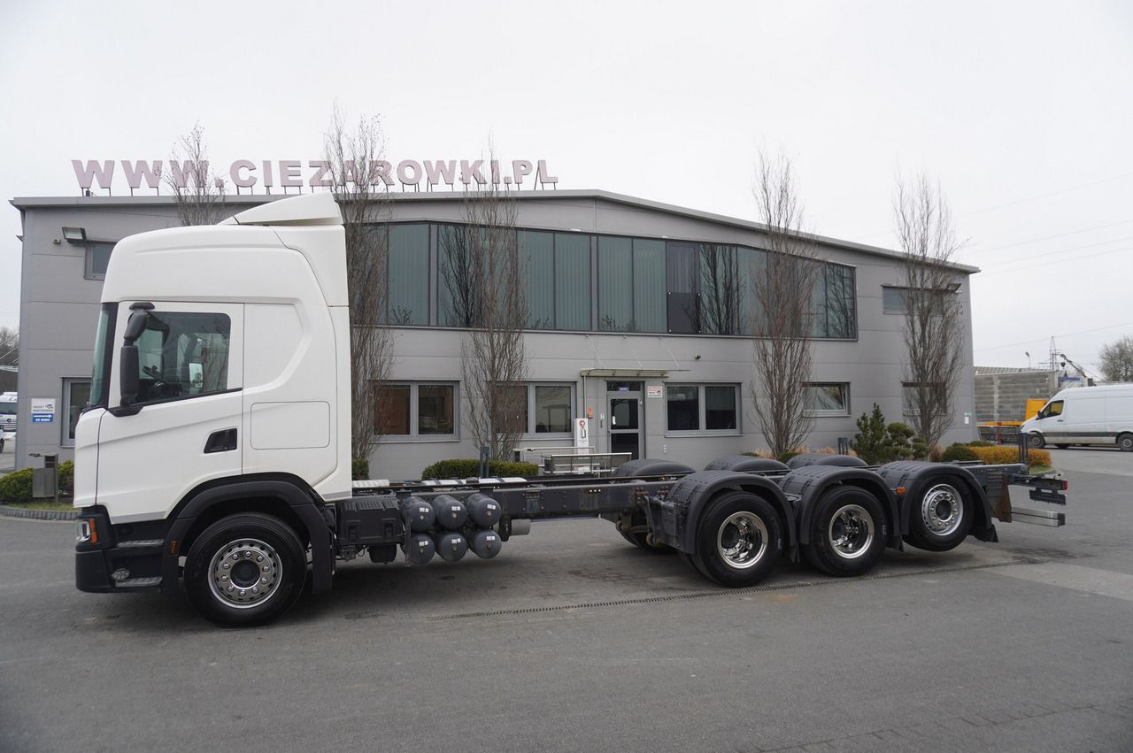 Scania G540 8x4 / Chassis 8.7 m / Steered axle / 2021 - Kamion-šasija: slika Scania G540 8x4 / Chassis 8.7 m / Steered axle / 2021 - Kamion-šasija Scania G540 8x4 / Chassis 8.7 m / Steered axle / 2021 - Kamion-šasija: slika Scania G540 8x4 / Chassis 8.7 m / Steered axle / 2021 - Kamion-šasija