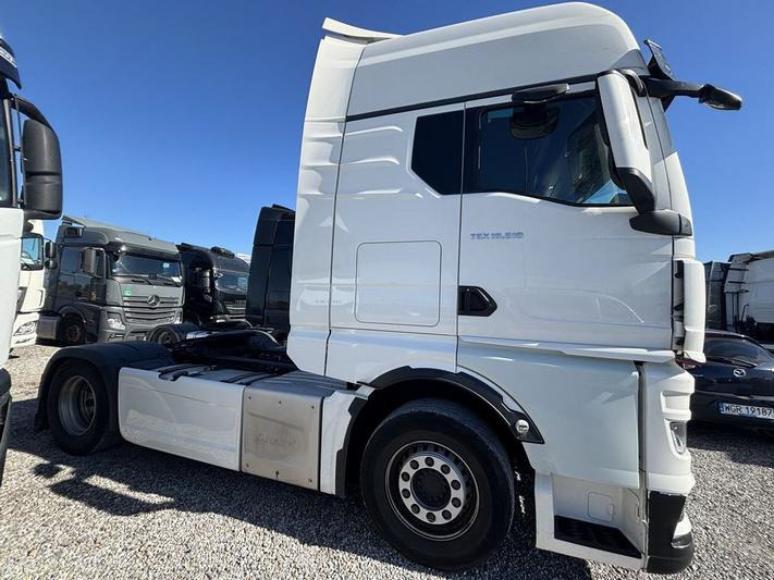 MAN TGX 18.510 4×2 tractor unit / Sleeper cab 2 beds / 2023 / 4 units - Tegljač: slika MAN TGX 18.510 4×2 tractor unit / Sleeper cab 2 beds / 2023 / 4 units - Tegljač MAN TGX 18.510 4×2 tractor unit / Sleeper cab 2 beds / 2023 / 4 units - Tegljač: slika MAN TGX 18.510 4×2 tractor unit / Sleeper cab 2 beds / 2023 / 4 units - Tegljač