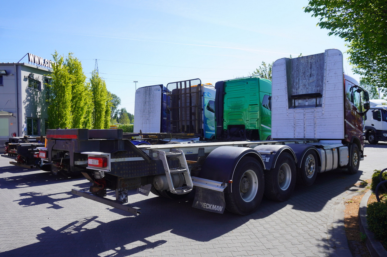 VOLVO FH16 750 / 750 HP! / chassis / 4 units 8x4 - Kamion šumar: slika VOLVO FH16 750 / 750 HP! / chassis / 4 units 8x4 - Kamion šumar VOLVO FH16 750 / 750 HP! / chassis / 4 units 8x4 - Kamion šumar: slika VOLVO FH16 750 / 750 HP! / chassis / 4 units 8x4 - Kamion šumar