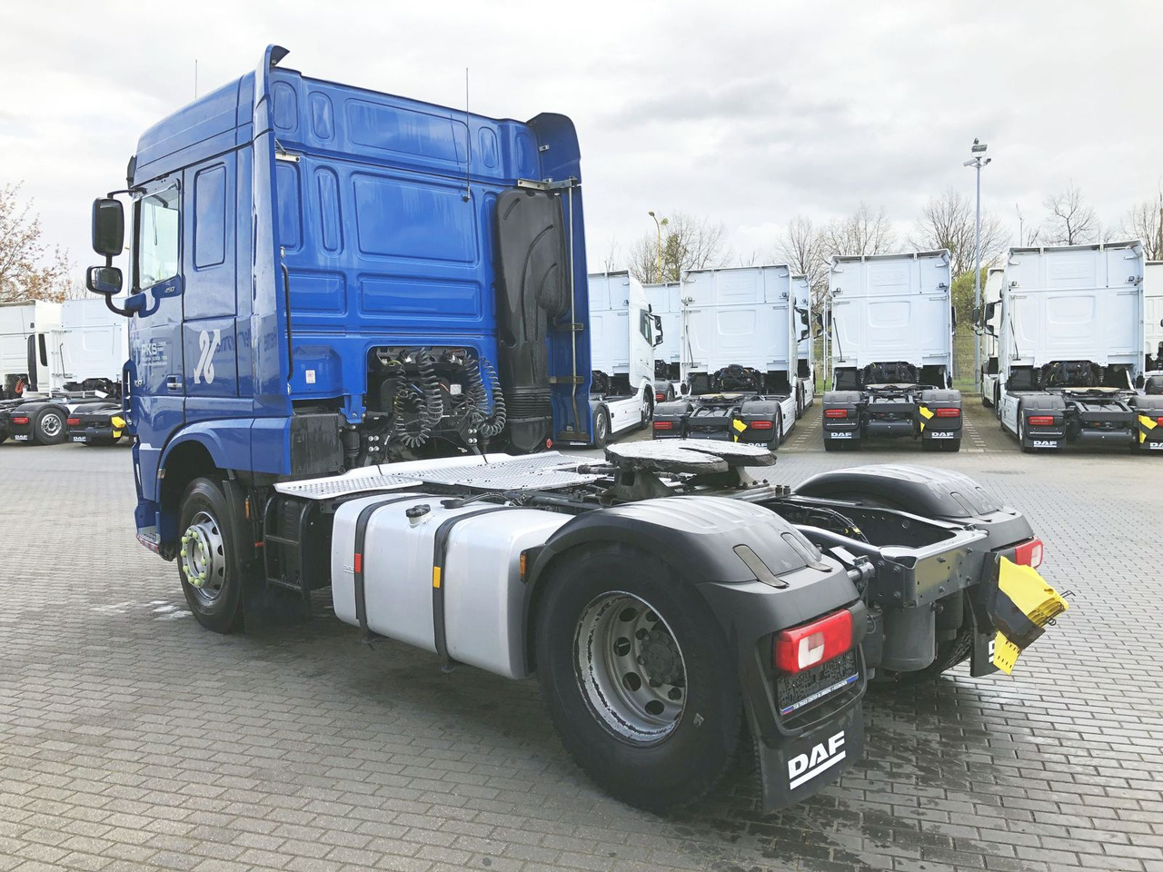 DAF XF 450 FT SC, Hydraulik, Standklima, Navigation - Tegljač: slika DAF XF 450 FT SC, Hydraulik, Standklima, Navigation - Tegljač DAF XF 450 FT SC, Hydraulik, Standklima, Navigation - Tegljač: slika DAF XF 450 FT SC, Hydraulik, Standklima, Navigation - Tegljač