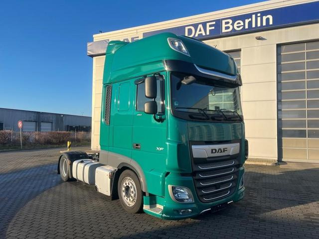 DAF XF 480 FT SSC LowDeck Standklima MX-Brake - Tegljač: slika DAF XF 480 FT SSC LowDeck Standklima MX-Brake - Tegljač DAF XF 480 FT SSC LowDeck Standklima MX-Brake - Tegljač: slika DAF XF 480 FT SSC LowDeck Standklima MX-Brake - Tegljač