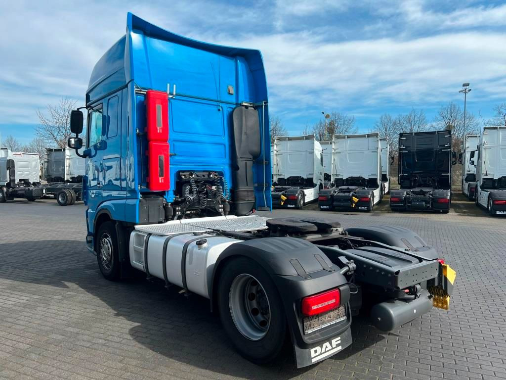 DAF XF 530 FT SSC Retarder Standklima Navigation - Tegljač: slika DAF XF 530 FT SSC Retarder Standklima Navigation - Tegljač DAF XF 530 FT SSC Retarder Standklima Navigation - Tegljač: slika DAF XF 530 FT SSC Retarder Standklima Navigation - Tegljač