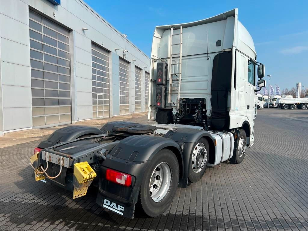 DAF XF 530 FTG 6x2 Retarder Liftlenkachse zZGG 64.5t - Tegljač: slika DAF XF 530 FTG 6x2 Retarder Liftlenkachse zZGG 64.5t - Tegljač DAF XF 530 FTG 6x2 Retarder Liftlenkachse zZGG 64.5t - Tegljač: slika DAF XF 530 FTG 6x2 Retarder Liftlenkachse zZGG 64.5t - Tegljač