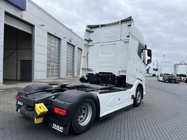 DAF XG+ 480 FT TraXon Intarder Standklima 2 x Tank - Tegljač: slika DAF XG+ 480 FT TraXon Intarder Standklima 2 x Tank - Tegljač DAF XG+ 480 FT TraXon Intarder Standklima 2 x Tank - Tegljač: slika DAF XG+ 480 FT TraXon Intarder Standklima 2 x Tank - Tegljač