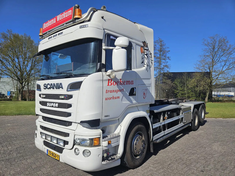 Scania R520 6X2 Retarder King o/t Road V8 - Transporter kontejnera/ Kamion s izmjenjivim sanducima: slika Scania R520 6X2 Retarder King o/t Road V8 - Transporter kontejnera/ Kamion s izmjenjivim sanducima Scania R520 6X2 Retarder King o/t Road V8 - Transporter kontejnera/ Kamion s izmjenjivim sanducima: slika Scania R520 6X2 Retarder King o/t Road V8 - Transporter kontejnera/ Kamion s izmjenjivim sanducima