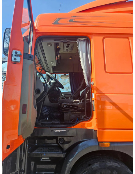 DAF XF 105 460 Spacecab Manual - Tegljač: slika DAF XF 105 460 Spacecab Manual - Tegljač DAF XF 105 460 Spacecab Manual - Tegljač: slika DAF XF 105 460 Spacecab Manual - Tegljač