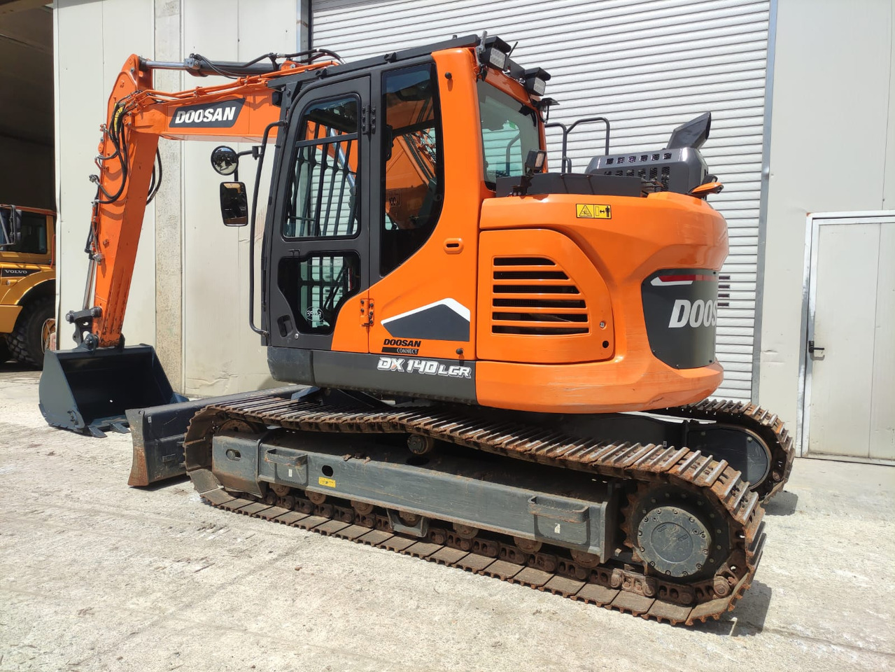 DOOSAN DX140LCR-7 - Bager gusjeničar: slika DOOSAN DX140LCR-7 - Bager gusjeničar DOOSAN DX140LCR-7 - Bager gusjeničar: slika DOOSAN DX140LCR-7 - Bager gusjeničar