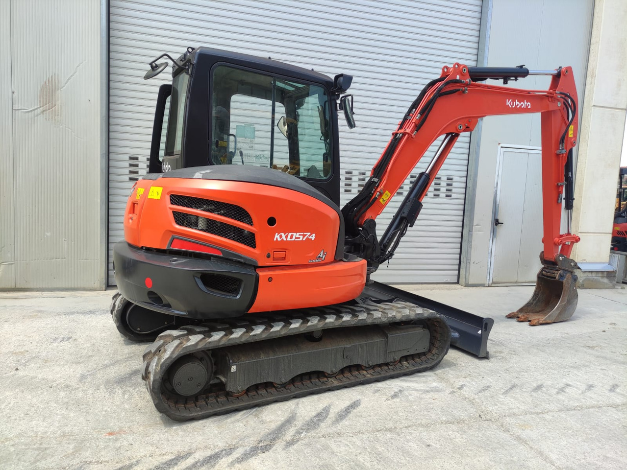 KUBOTA KX057-4 - Mini bager: slika KUBOTA KX057-4 - Mini bager KUBOTA KX057-4 - Mini bager: slika KUBOTA KX057-4 - Mini bager