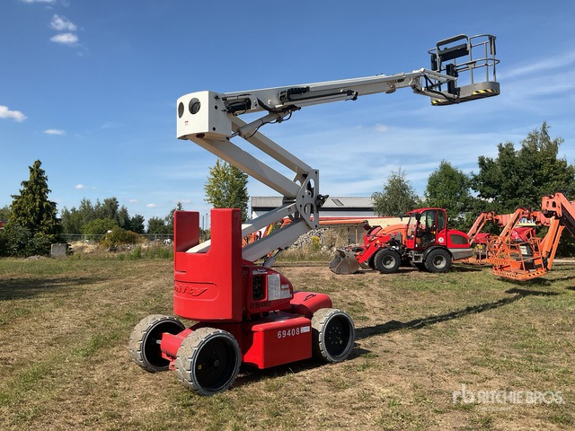 2008 Nifty HR15NE Electric Articulating Boom Lift - Zglobni krak: slika 2008 Nifty HR15NE Electric Articulating Boom Lift - Zglobni krak 2008 Nifty HR15NE Electric Articulating Boom Lift - Zglobni krak: slika 2008 Nifty HR15NE Electric Articulating Boom Lift - Zglobni krak