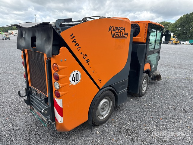 2016 Boschung S2 Urban Sweeper Truck - Cestovna čistilica: slika 2016 Boschung S2 Urban Sweeper Truck - Cestovna čistilica 2016 Boschung S2 Urban Sweeper Truck - Cestovna čistilica: slika 2016 Boschung S2 Urban Sweeper Truck - Cestovna čistilica