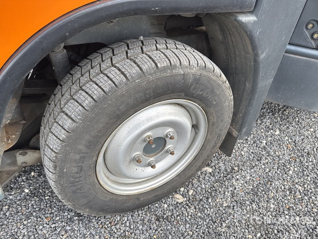 2016 Boschung S2 Urban Sweeper Truck - Cestovna čistilica: slika 2016 Boschung S2 Urban Sweeper Truck - Cestovna čistilica 2016 Boschung S2 Urban Sweeper Truck - Cestovna čistilica: slika 2016 Boschung S2 Urban Sweeper Truck - Cestovna čistilica