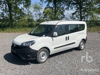 FIAT DOBLO 1.4-16V M - Furgon: slika FIAT DOBLO 1.4-16V M - Furgon FIAT DOBLO 1.4-16V M - Furgon: slika FIAT DOBLO 1.4-16V M - Furgon