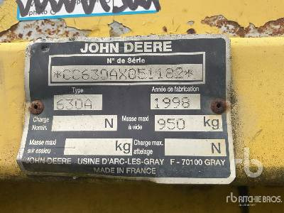 JOHN DEERE 630A - Heder za kombajn: slika JOHN DEERE 630A - Heder za kombajn JOHN DEERE 630A - Heder za kombajn: slika JOHN DEERE 630A - Heder za kombajn
