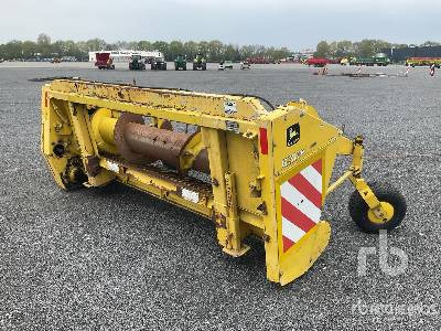 JOHN DEERE 630A - Heder za kombajn: slika JOHN DEERE 630A - Heder za kombajn JOHN DEERE 630A - Heder za kombajn: slika JOHN DEERE 630A - Heder za kombajn