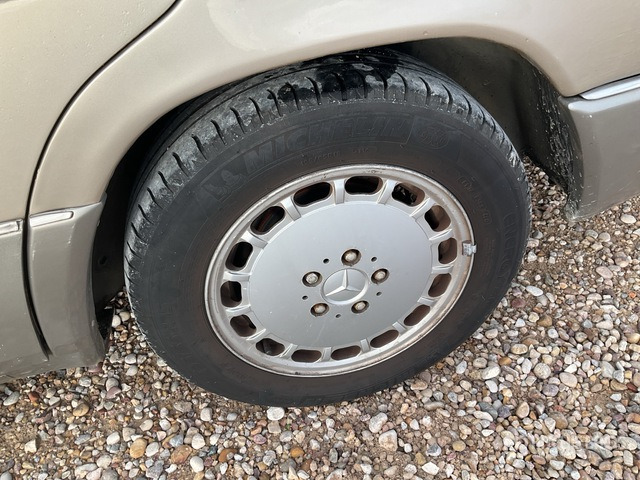 1990 Mercedes-Benz 300D Automobile - Automobil: slika 1990 Mercedes-Benz 300D Automobile - Automobil 1990 Mercedes-Benz 300D Automobile - Automobil: slika 1990 Mercedes-Benz 300D Automobile - Automobil