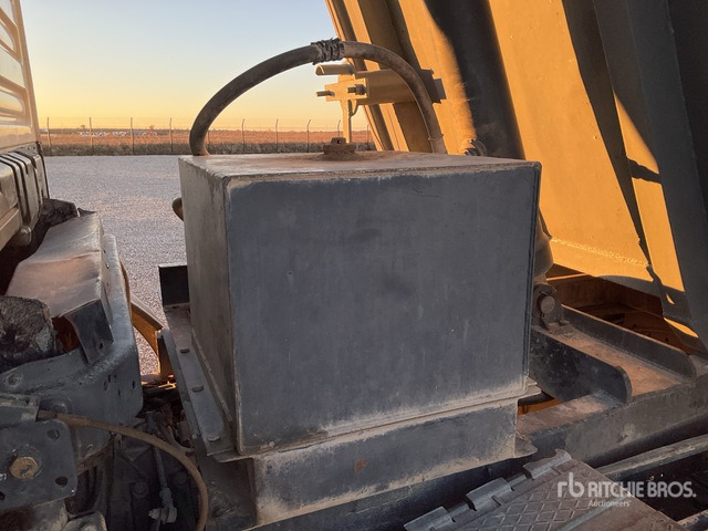 1997 MAN 19,363 6x4 Dump Truck: Light Duty - Kiper: slika 1997 MAN 19,363 6x4 Dump Truck: Light Duty - Kiper 1997 MAN 19,363 6x4 Dump Truck: Light Duty - Kiper: slika 1997 MAN 19,363 6x4 Dump Truck: Light Duty - Kiper