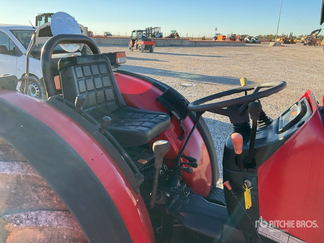 2002 Case PJV55 2WD Tractor - Traktor: slika 2002 Case PJV55 2WD Tractor - Traktor 2002 Case PJV55 2WD Tractor - Traktor: slika 2002 Case PJV55 2WD Tractor - Traktor