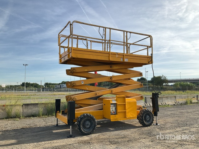 2003 Haulotte H15SDX 4x4 Diesel Scissor Lift - Škarasta podizna platforma: slika 2003 Haulotte H15SDX 4x4 Diesel Scissor Lift - Škarasta podizna platforma 2003 Haulotte H15SDX 4x4 Diesel Scissor Lift - Škarasta podizna platforma: slika 2003 Haulotte H15SDX 4x4 Diesel Scissor Lift - Škarasta podizna platforma