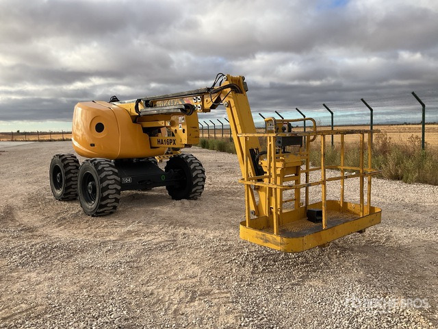 2003 Haulotte HA16PXNT 4WD Diesel Articulating Boom Lift - Zglobni krak: slika 2003 Haulotte HA16PXNT 4WD Diesel Articulating Boom Lift - Zglobni krak 2003 Haulotte HA16PXNT 4WD Diesel Articulating Boom Lift - Zglobni krak: slika 2003 Haulotte HA16PXNT 4WD Diesel Articulating Boom Lift - Zglobni krak