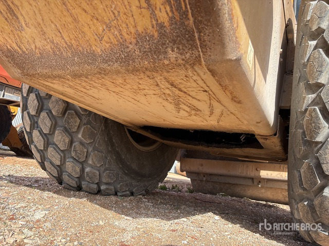 2004 Cat CS-663E Smooth Drum Compactor - Kompaktor: slika 2004 Cat CS-663E Smooth Drum Compactor - Kompaktor 2004 Cat CS-663E Smooth Drum Compactor - Kompaktor: slika 2004 Cat CS-663E Smooth Drum Compactor - Kompaktor