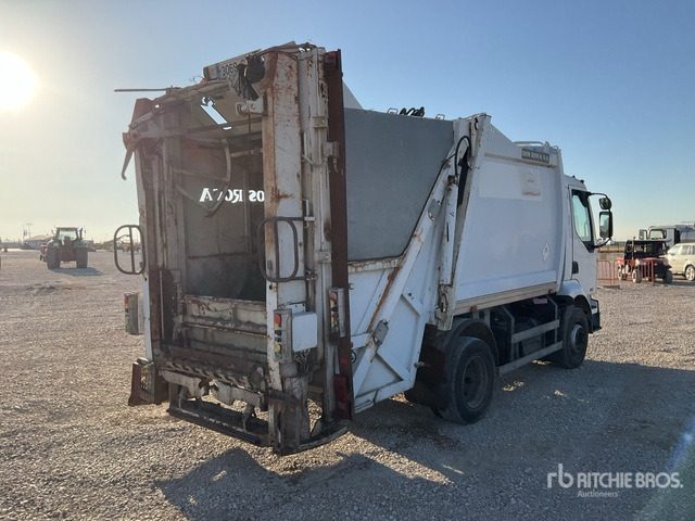 2004 Renault 220 DCI 4x2 Waste Collection Truck - Malčer: slika 2004 Renault 220 DCI 4x2 Waste Collection Truck - Malčer 2004 Renault 220 DCI 4x2 Waste Collection Truck - Malčer: slika 2004 Renault 220 DCI 4x2 Waste Collection Truck - Malčer