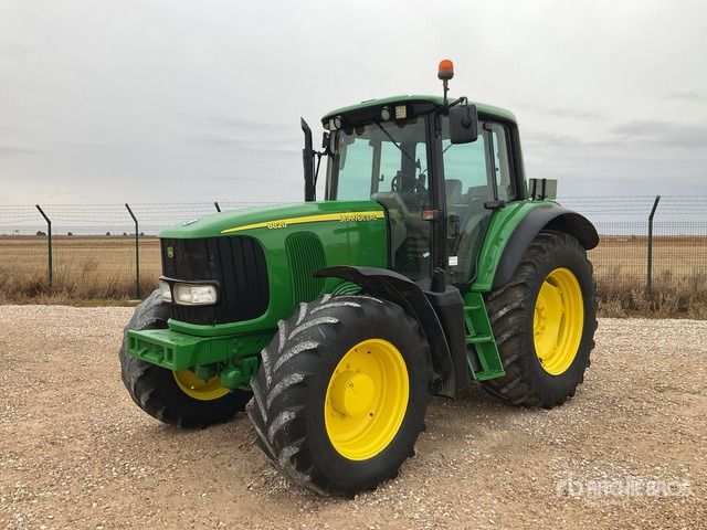2005 John Deere 6820 Premium 4WD Tractor - Traktor: slika 2005 John Deere 6820 Premium 4WD Tractor - Traktor 2005 John Deere 6820 Premium 4WD Tractor - Traktor: slika 2005 John Deere 6820 Premium 4WD Tractor - Traktor