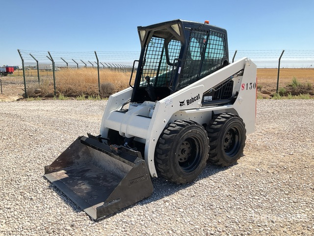 2006 Bobcat S130 Skid Steer Loader - Mini utovarivač: slika 2006 Bobcat S130 Skid Steer Loader - Mini utovarivač 2006 Bobcat S130 Skid Steer Loader - Mini utovarivač: slika 2006 Bobcat S130 Skid Steer Loader - Mini utovarivač