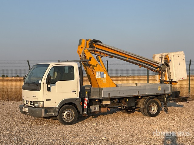2006 Nissan Cabstar 35.10 2006 Movex P150TL/C 15 m on 4x2 Bucket Truck - Podizna platforma montirana na kamion: slika 2006 Nissan Cabstar 35.10 2006 Movex P150TL/C 15 m on 4x2 Bucket Truck - Podizna platforma montirana na kamion 2006 Nissan Cabstar 35.10 2006 Movex P150TL/C 15 m on 4x2 Bucket Truck - Podizna platforma montirana na kamion: slika 2006 Nissan Cabstar 35.10 2006 Movex P150TL/C 15 m on 4x2 Bucket Truck - Podizna platforma montirana na kamion