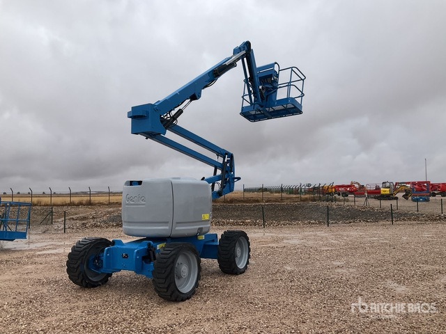 2013 Genie Z45/25J 4WD Diesel Articulating Boom Lift - Zglobni krak: slika 2013 Genie Z45/25J 4WD Diesel Articulating Boom Lift - Zglobni krak 2013 Genie Z45/25J 4WD Diesel Articulating Boom Lift - Zglobni krak: slika 2013 Genie Z45/25J 4WD Diesel Articulating Boom Lift - Zglobni krak