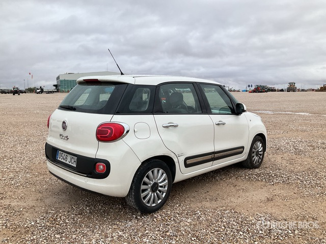 2014 Fiat 500 500L 1.3 JTD Automobile - Automobil: slika 2014 Fiat 500 500L 1.3 JTD Automobile - Automobil 2014 Fiat 500 500L 1.3 JTD Automobile - Automobil: slika 2014 Fiat 500 500L 1.3 JTD Automobile - Automobil