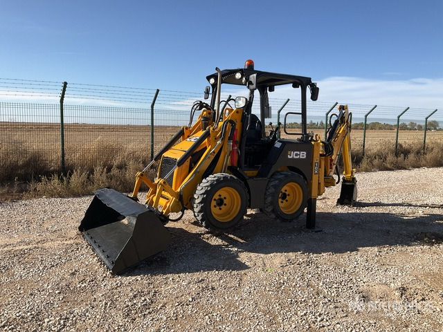 2017 JCB 1CX Skid Steer Backhoe Loader - Rovokopač-utovarivač: slika 2017 JCB 1CX Skid Steer Backhoe Loader - Rovokopač-utovarivač 2017 JCB 1CX Skid Steer Backhoe Loader - Rovokopač-utovarivač: slika 2017 JCB 1CX Skid Steer Backhoe Loader - Rovokopač-utovarivač