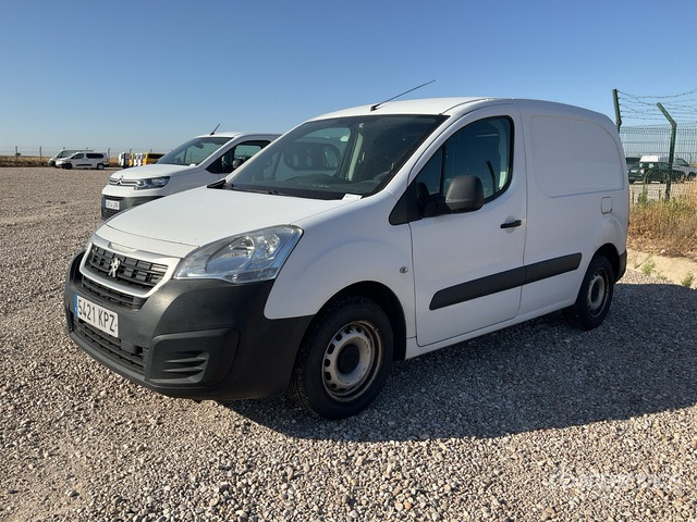 2019 Peugeot Partner Cargo Van - Mali kombi: slika 2019 Peugeot Partner Cargo Van - Mali kombi 2019 Peugeot Partner Cargo Van - Mali kombi: slika 2019 Peugeot Partner Cargo Van - Mali kombi