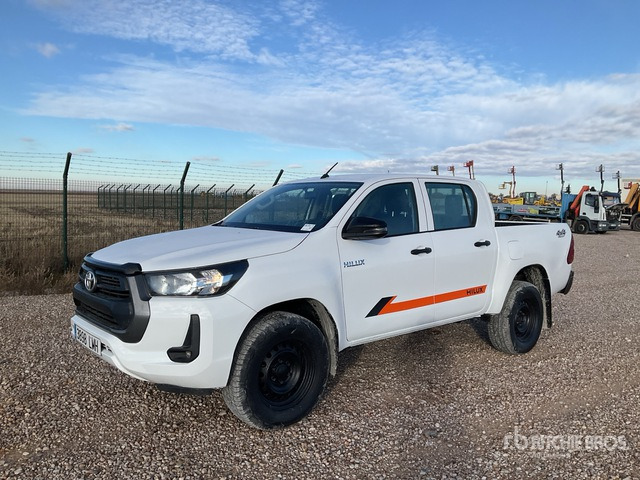 2020 Toyota Hilux 4x4 Crew Cab Pickup - Pick-up: slika 2020 Toyota Hilux 4x4 Crew Cab Pickup - Pick-up 2020 Toyota Hilux 4x4 Crew Cab Pickup - Pick-up: slika 2020 Toyota Hilux 4x4 Crew Cab Pickup - Pick-up