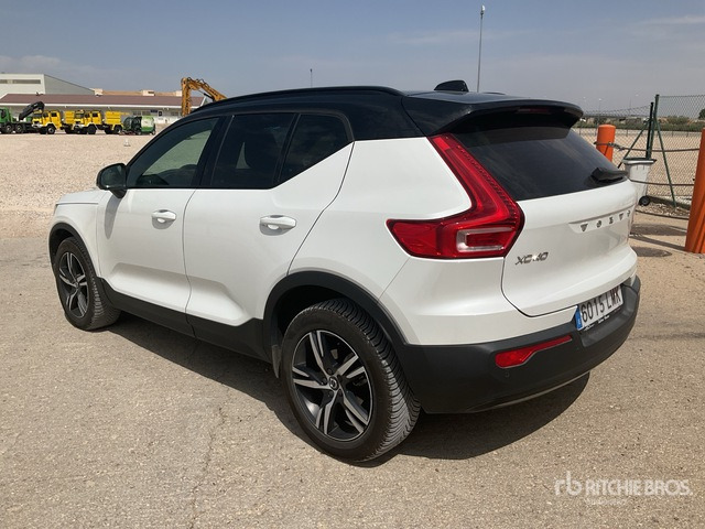 2020 Volvo XC40 SUV - SUV: slika 2020 Volvo XC40 SUV - SUV 2020 Volvo XC40 SUV - SUV: slika 2020 Volvo XC40 SUV - SUV