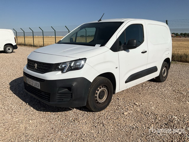2021 Peugeot Partner Cargo Van - Mali kombi: slika 2021 Peugeot Partner Cargo Van - Mali kombi 2021 Peugeot Partner Cargo Van - Mali kombi: slika 2021 Peugeot Partner Cargo Van - Mali kombi